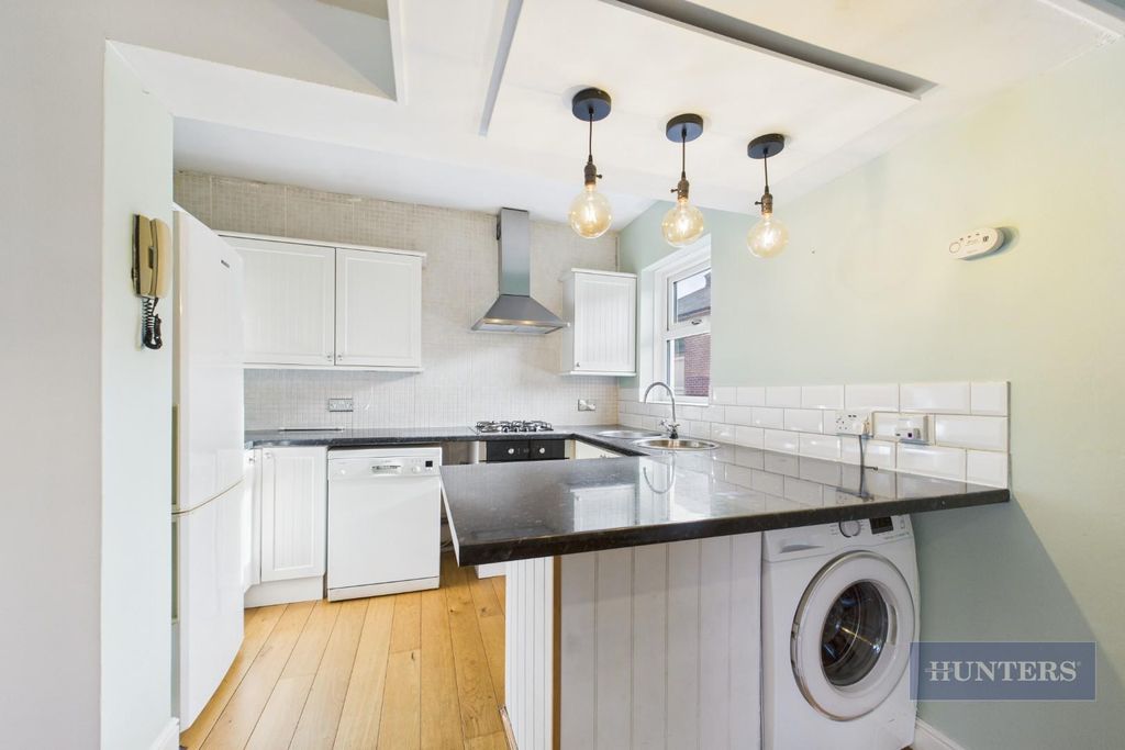 Property photo 3 of 11 Cam05152G0-Pr0293-Still007.Jpg