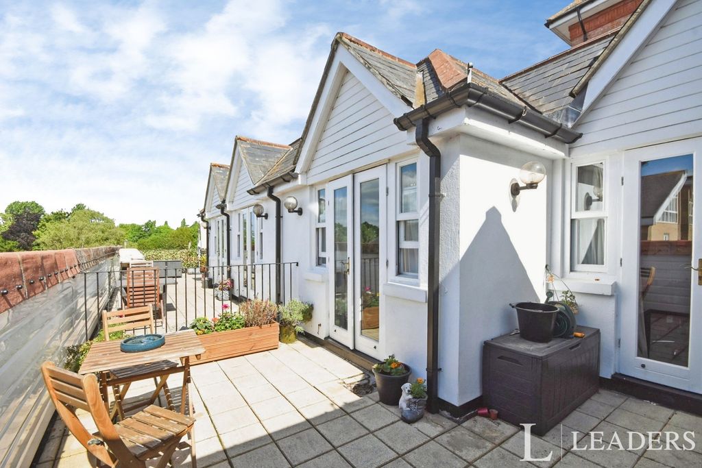 Property photo 1 of 10 Pbox-Img.Jpg