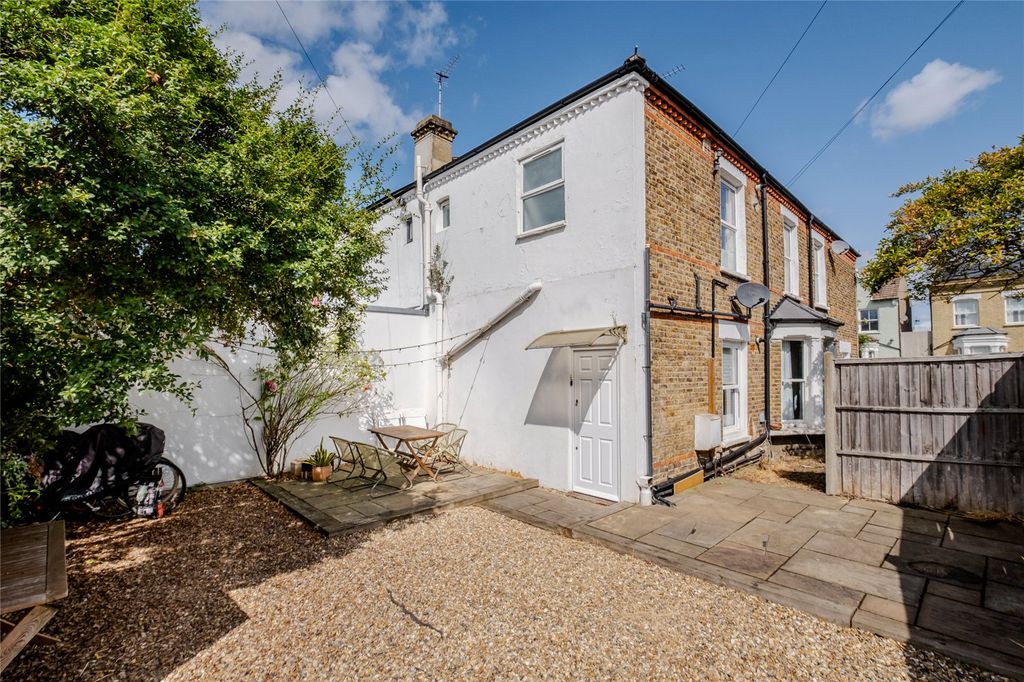 Property photo 1 of 9 Picture No. 27