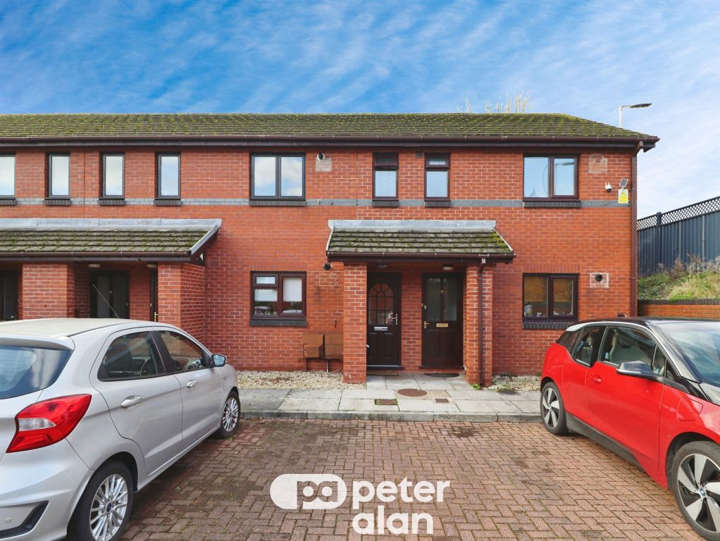 Property photo 2 of 14