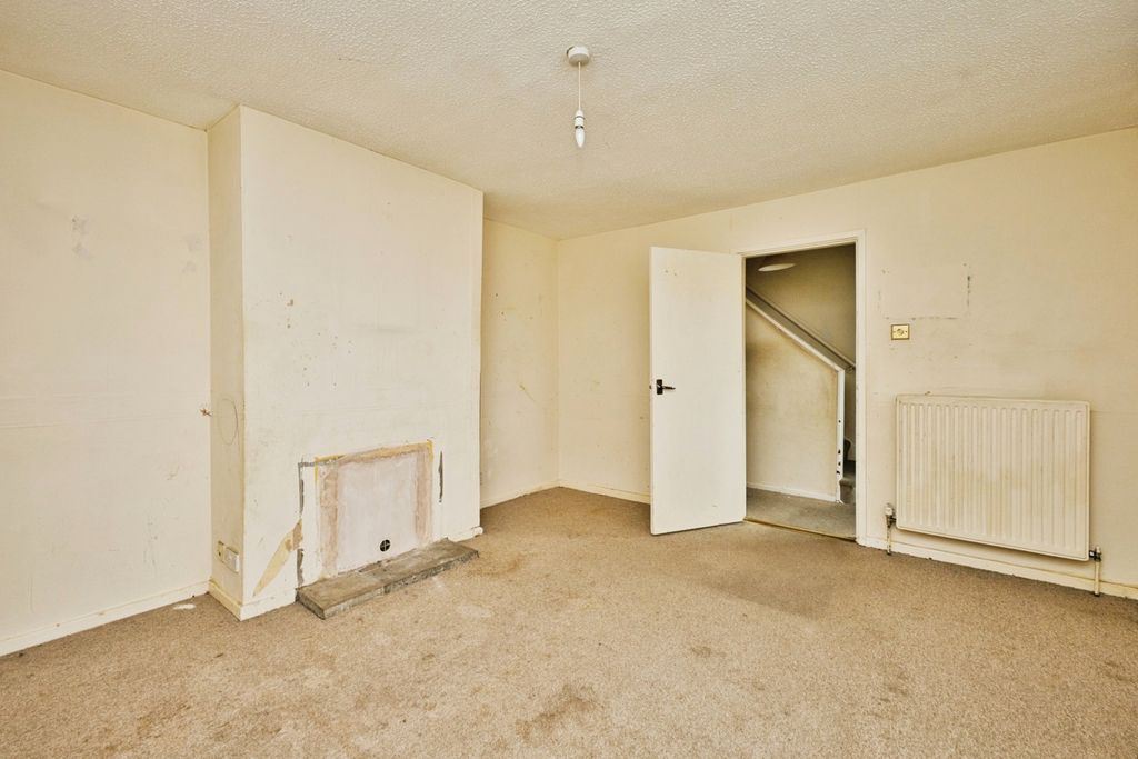 Property photo 2 of 16 Pbox-Img.Jpg