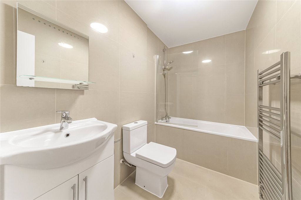 Property photo 3 of 9 Picture No. 04