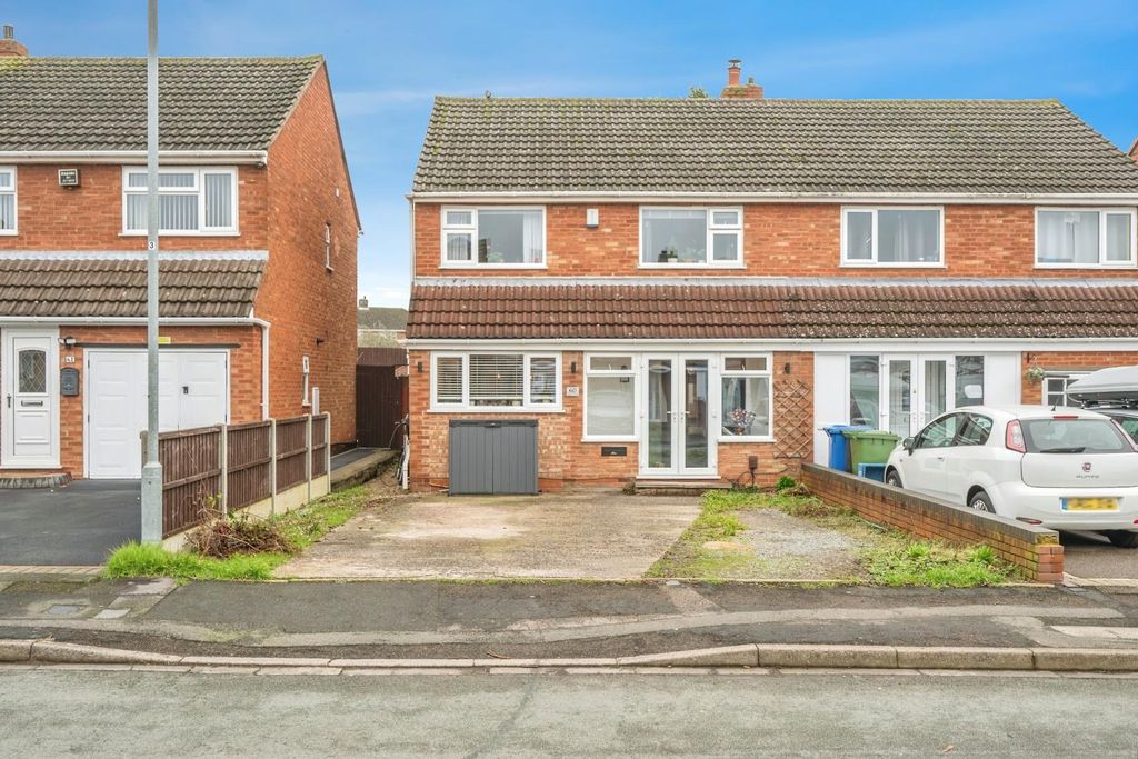 Property photo 2 of 23 60Torcavenue-17.Jpg