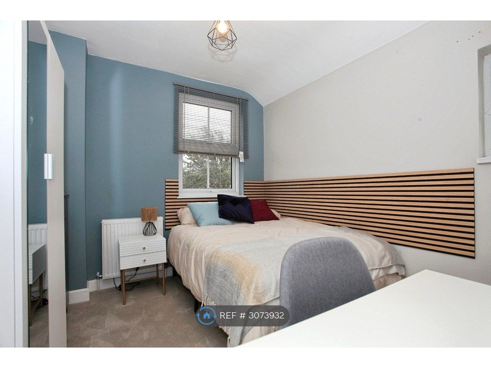 Property photo 2 of 4