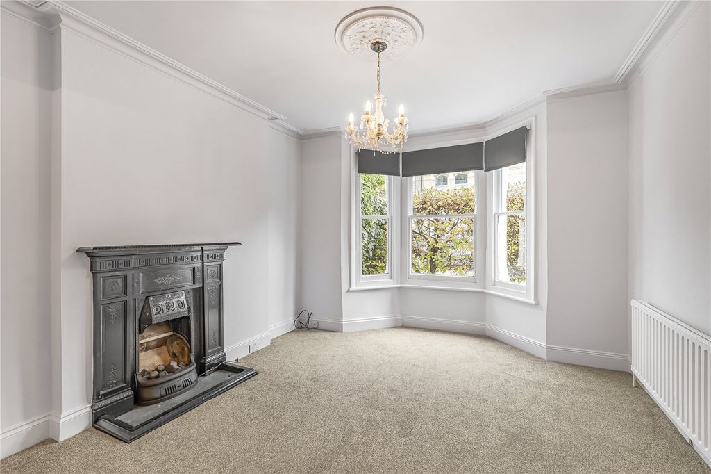 Property photo 3 of 23 Picture No. 68