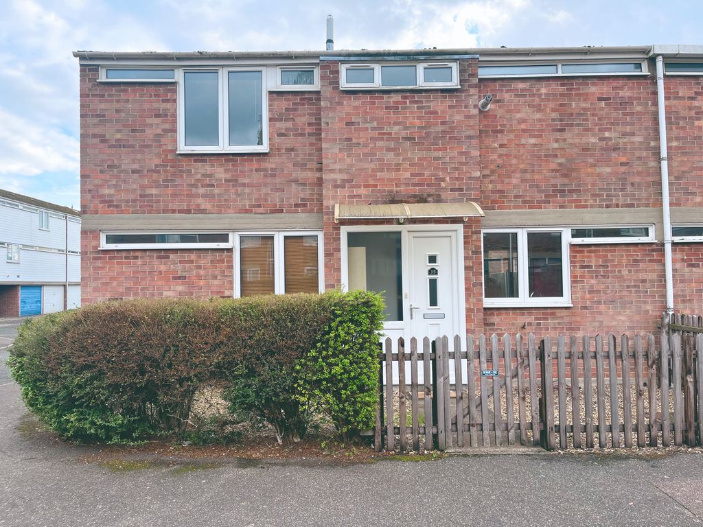 Property photo 1 of 11