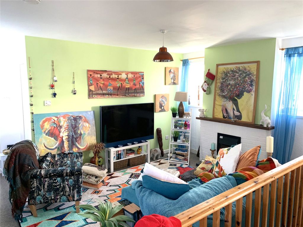 Property photo 2 of 12 Picture No. 05