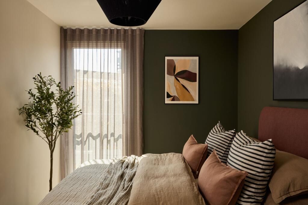 Property photo 3 of 6 Gallery