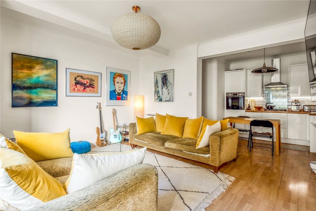 Property photo 2 of 17 Picture No. 07