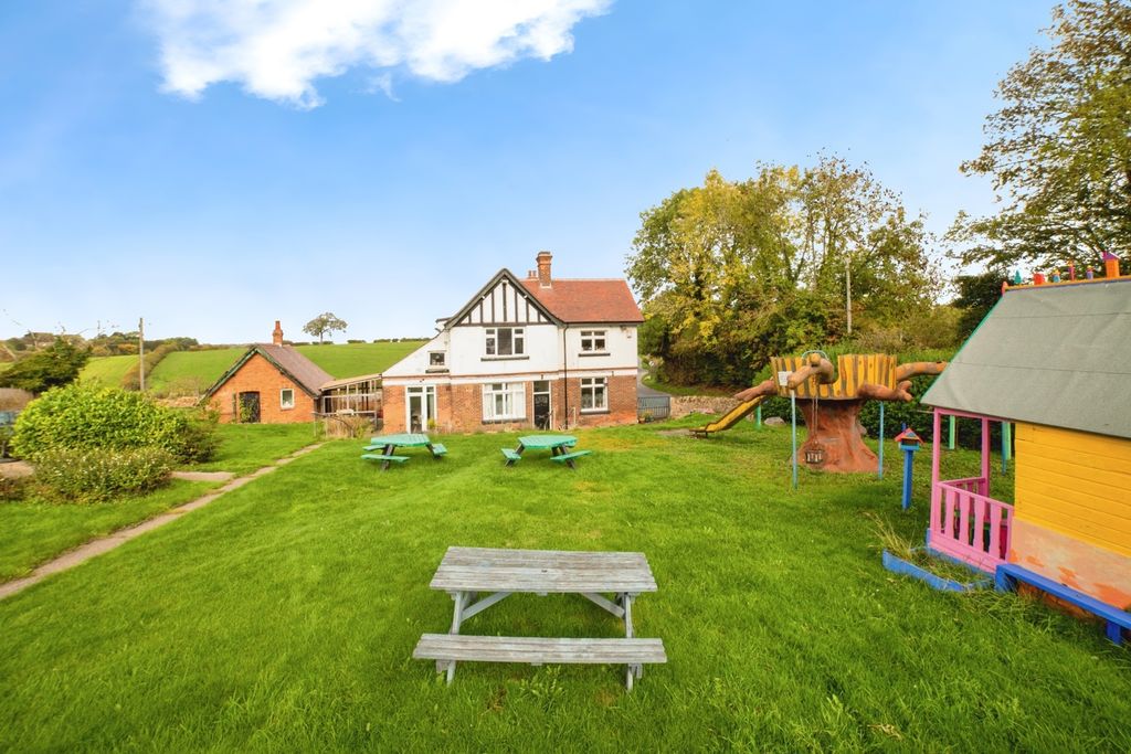 Property photo 2 of 15 Rear