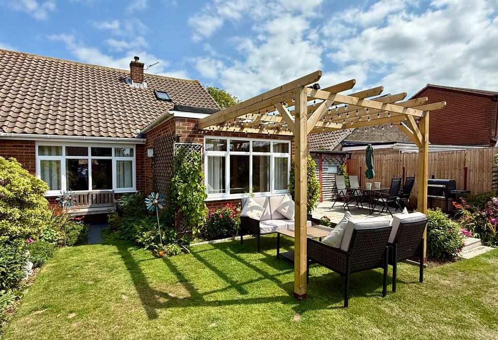 Property photo 1 of 24