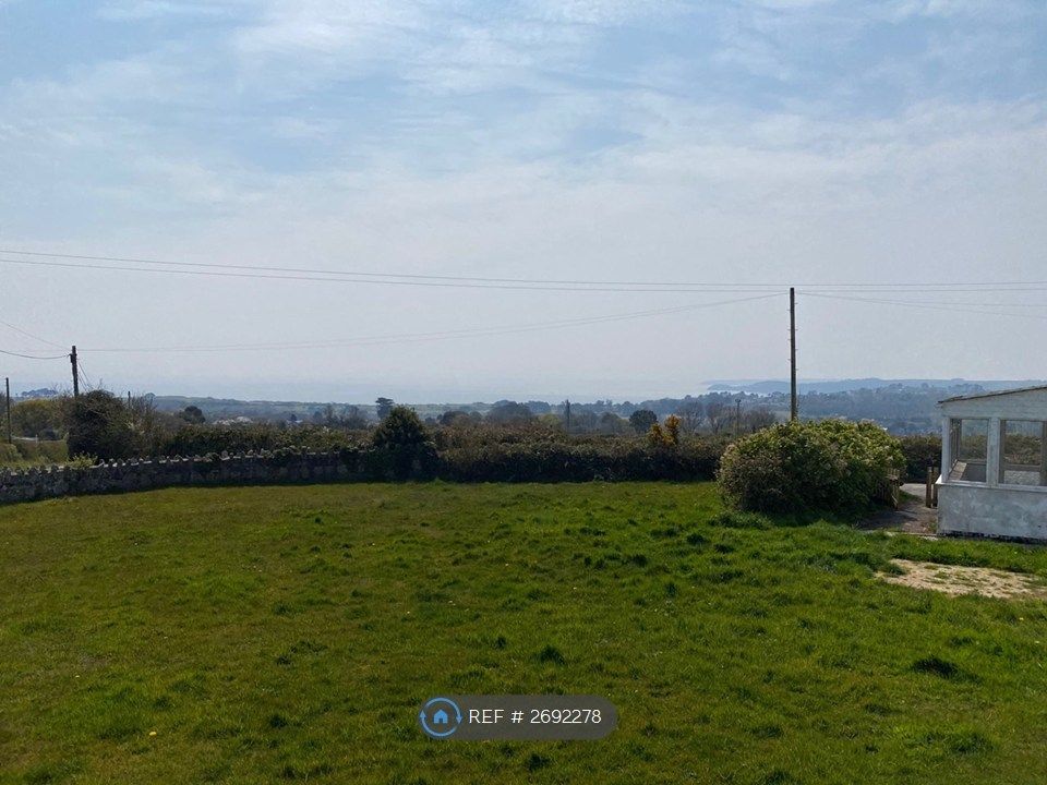 Property photo 2 of 26