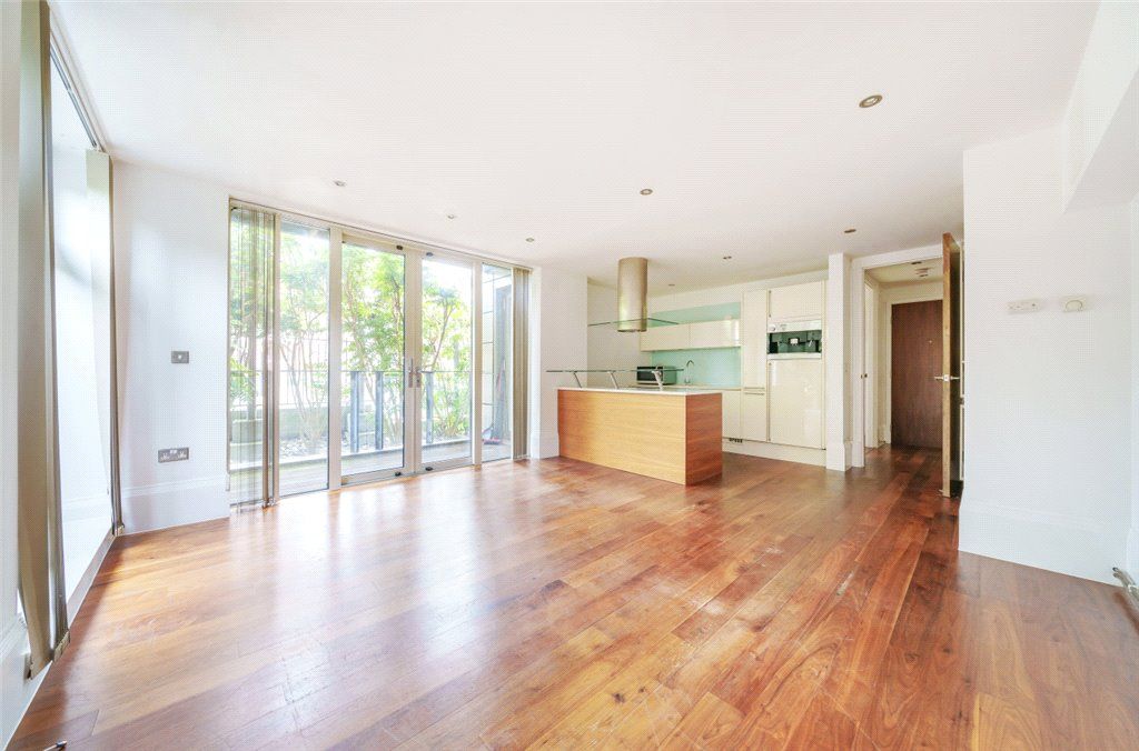Property photo 2 of 8 Picture No. 11