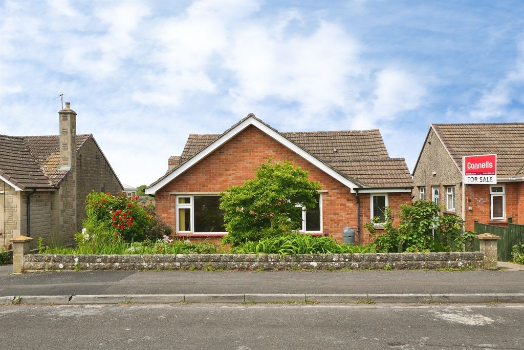 Property photo 1 of 14