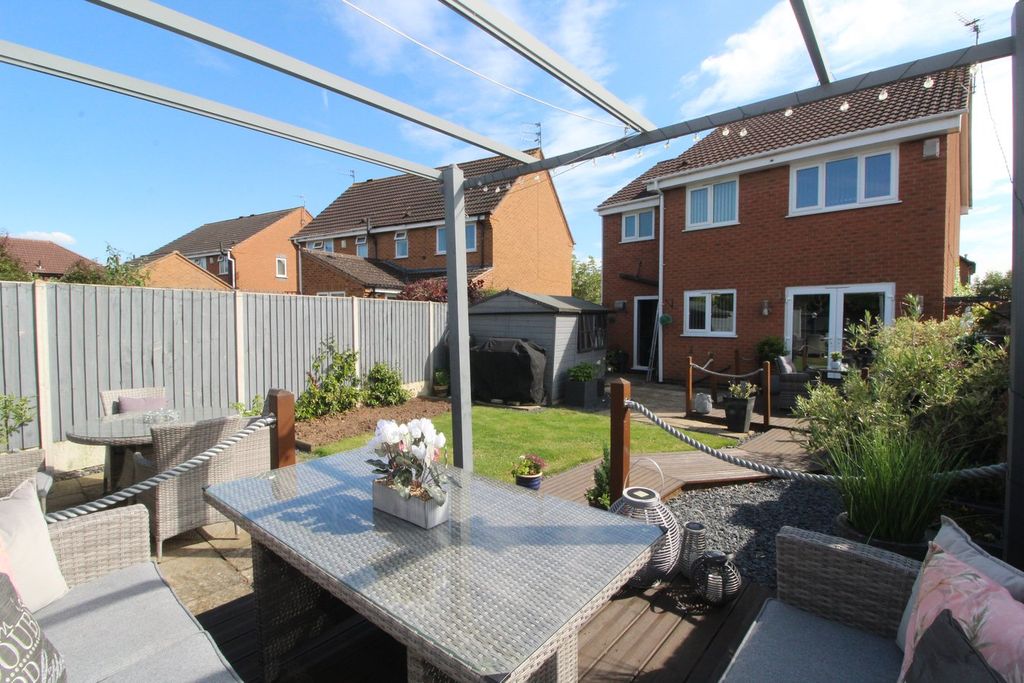 Property photo 2 of 19