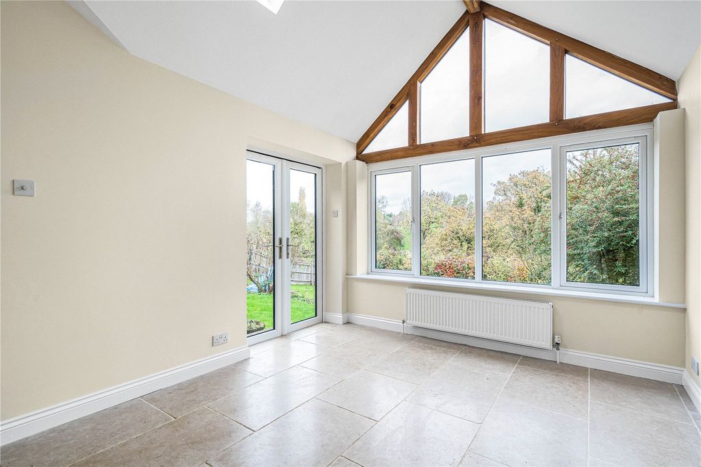 Property photo 3 of 9 Garden Room