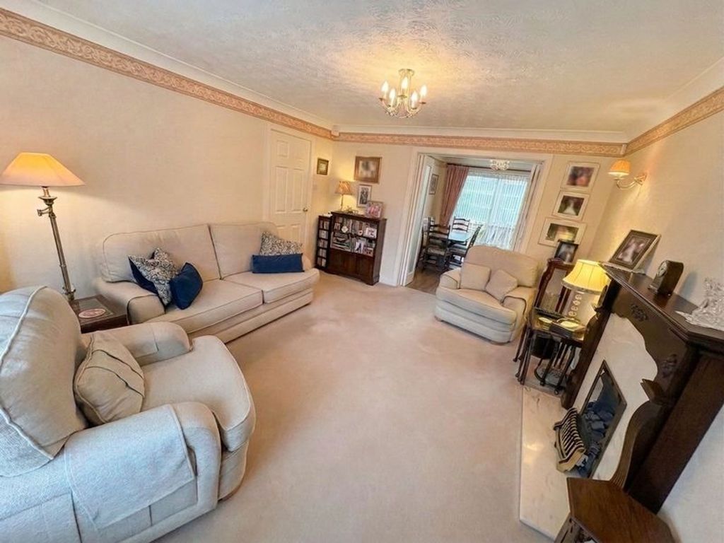 Property photo 2 of 24