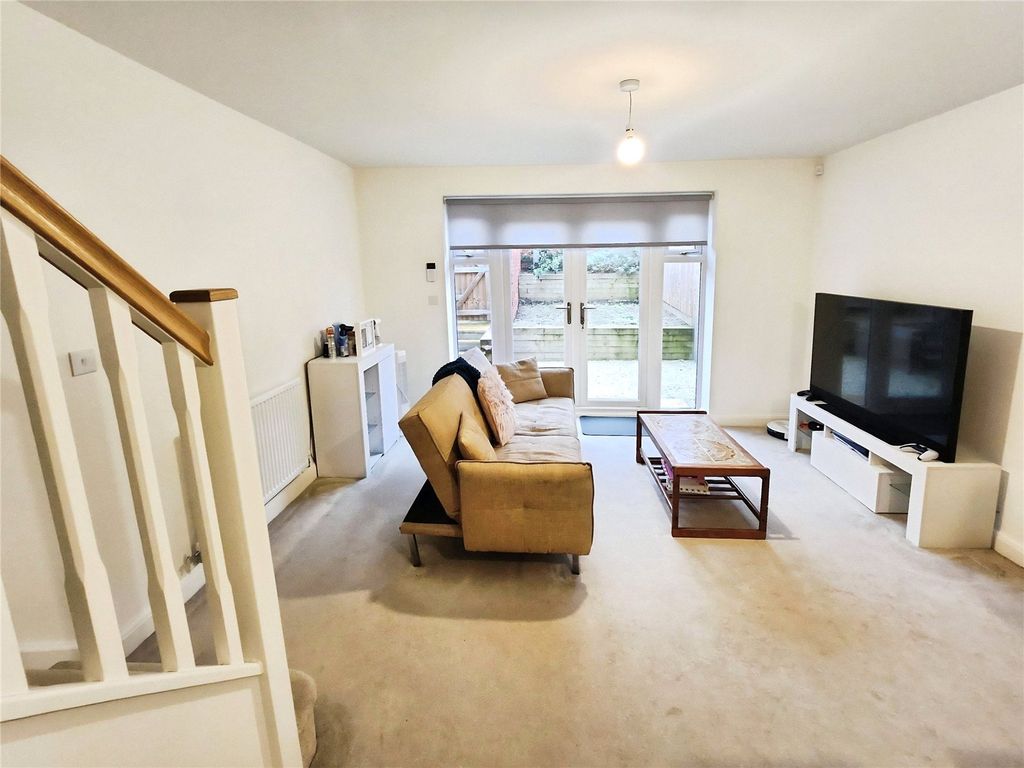 Property photo 2 of 10 Lounge/Diner