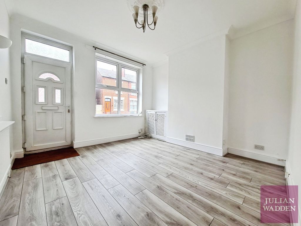 Property photo 3 of 14 Picture 3