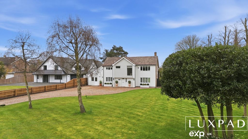 Property photo 1 of 46