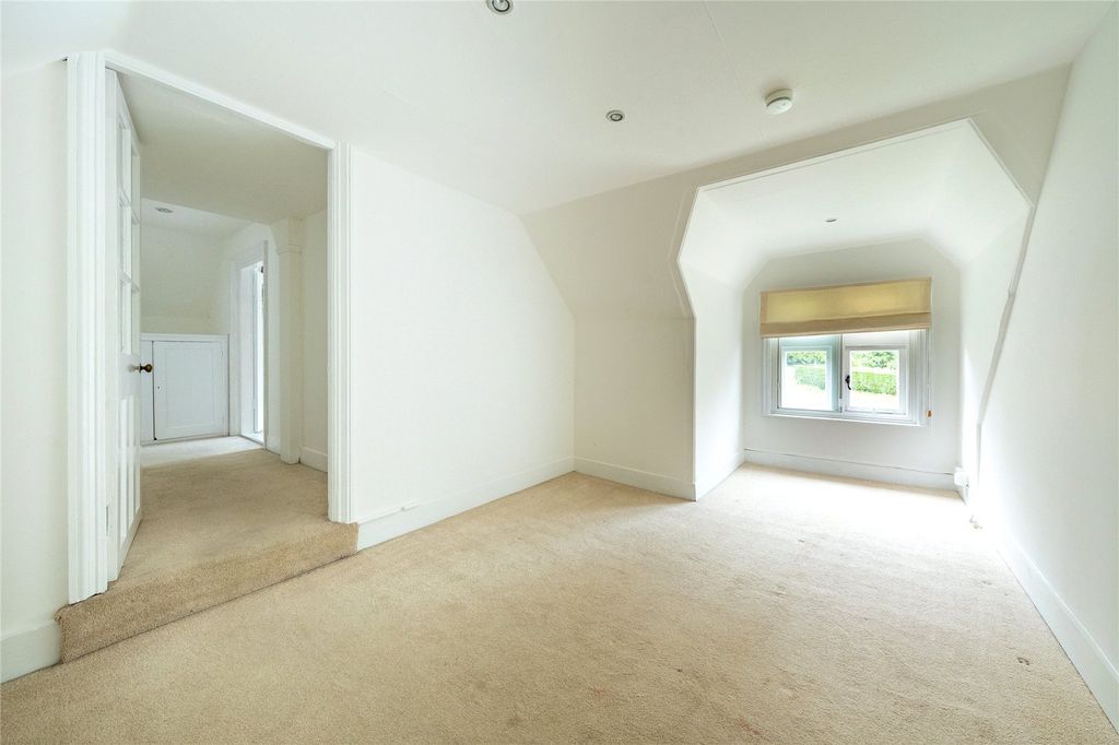 Property photo 2 of 10 Picture No. 01