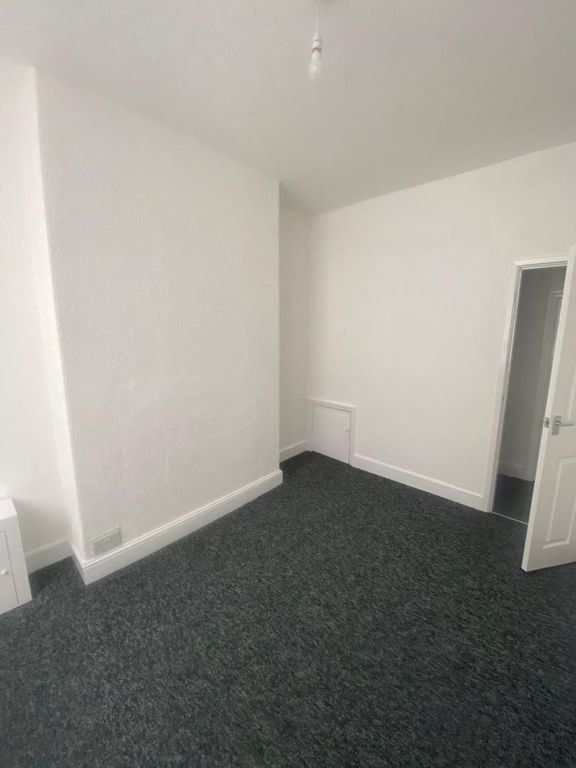 Property photo 2 of 6 1.Jpg