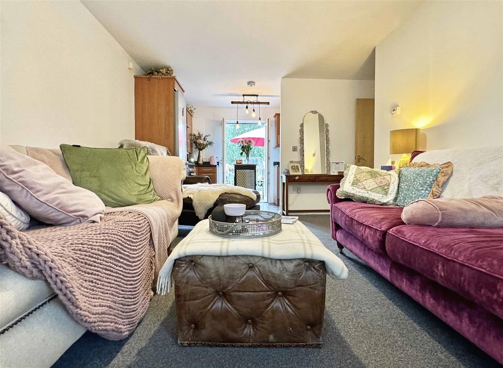 Property photo 3 of 15 Open Plan Living Space.Jpg