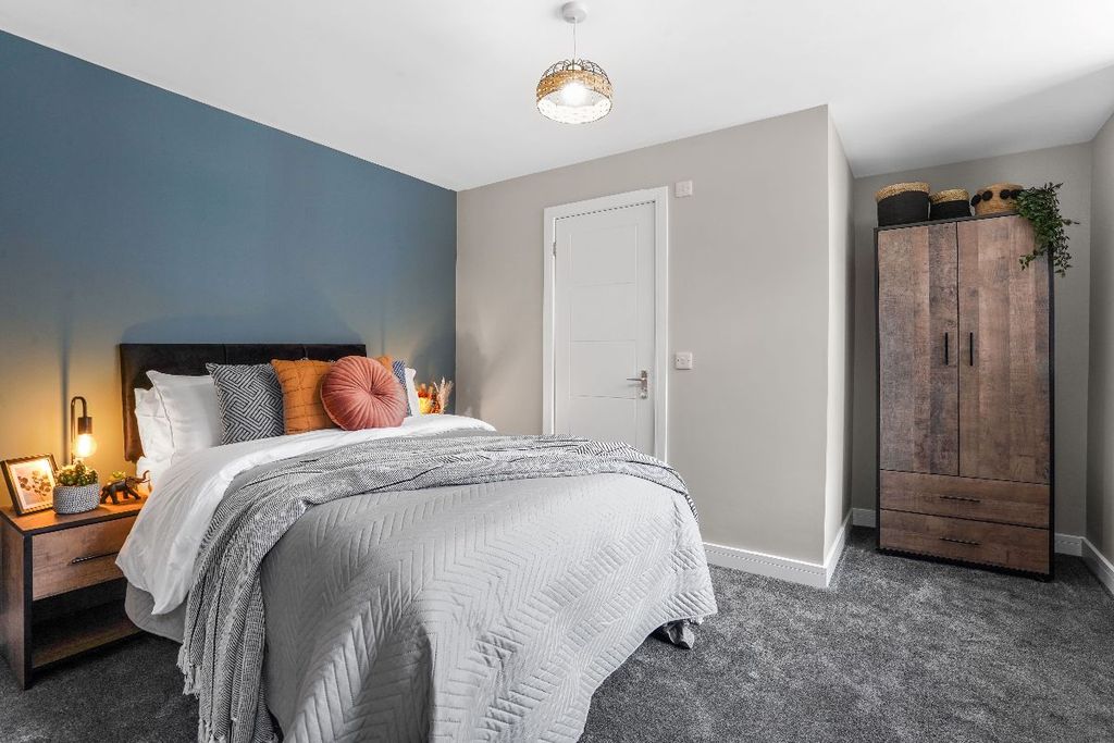 Property photo 1 of 26