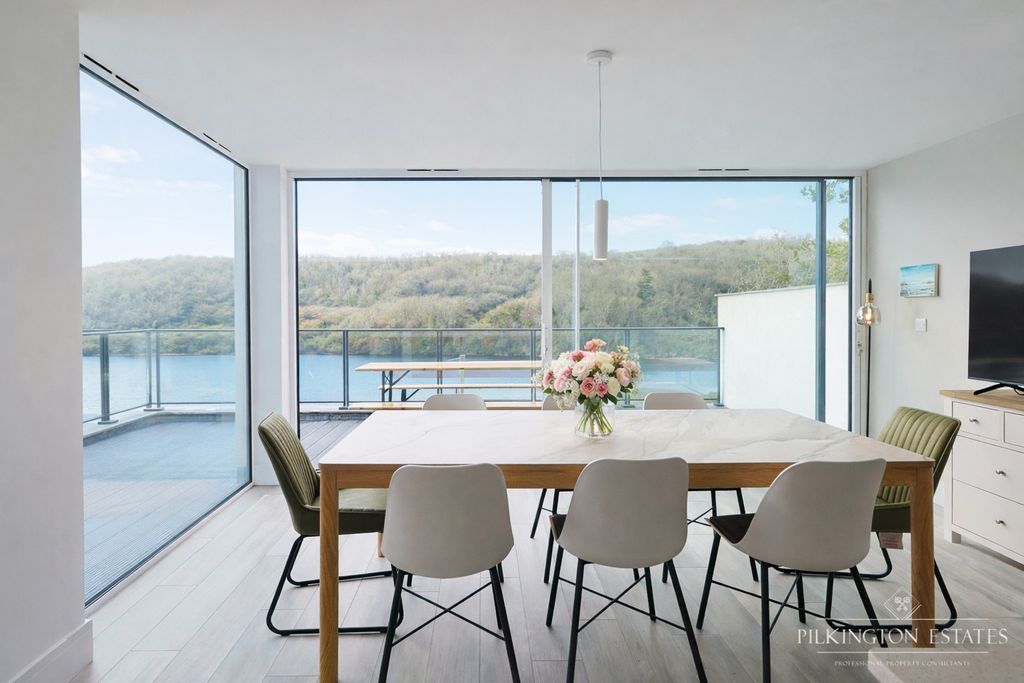 Property photo 2 of 36 4826124