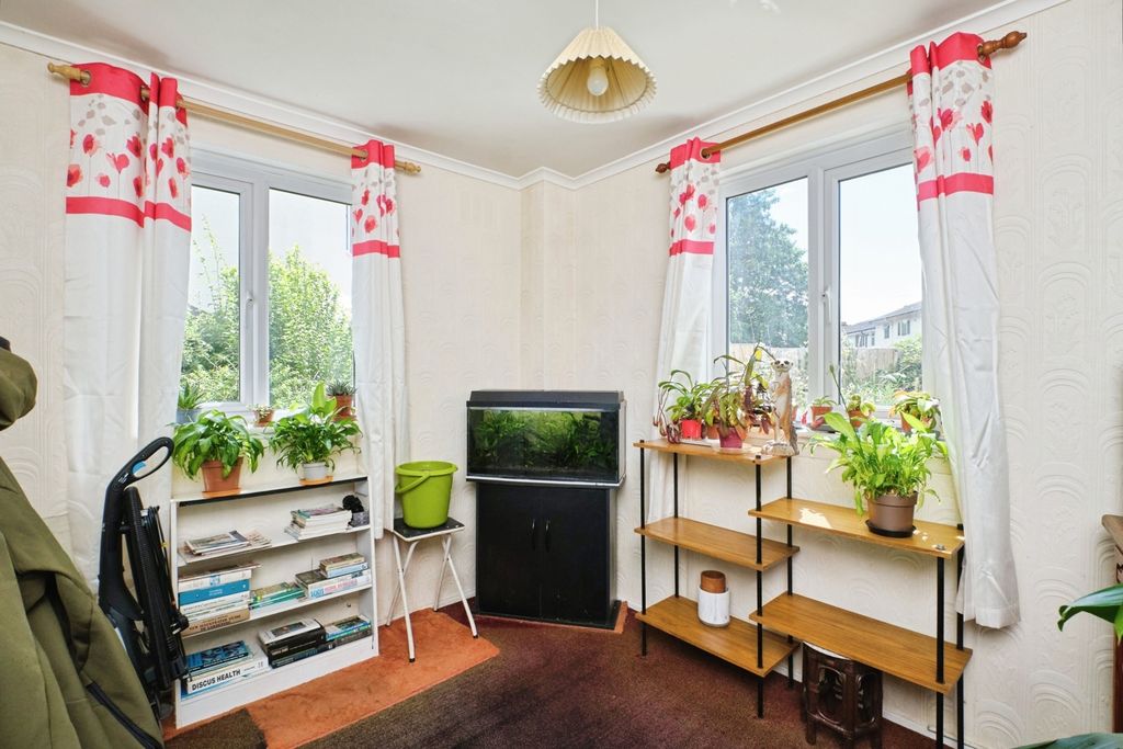 Property photo 3 of 20 Pbox-Img.Jpg
