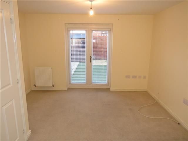 Property photo 2 of 9 Image