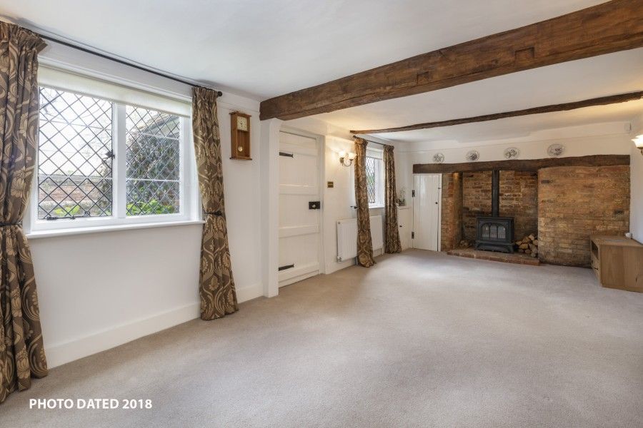 Property photo 3 of 12