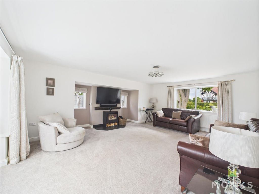 Property photo 3 of 48 Cam01520G0-Pr0252-Still017.Jpg