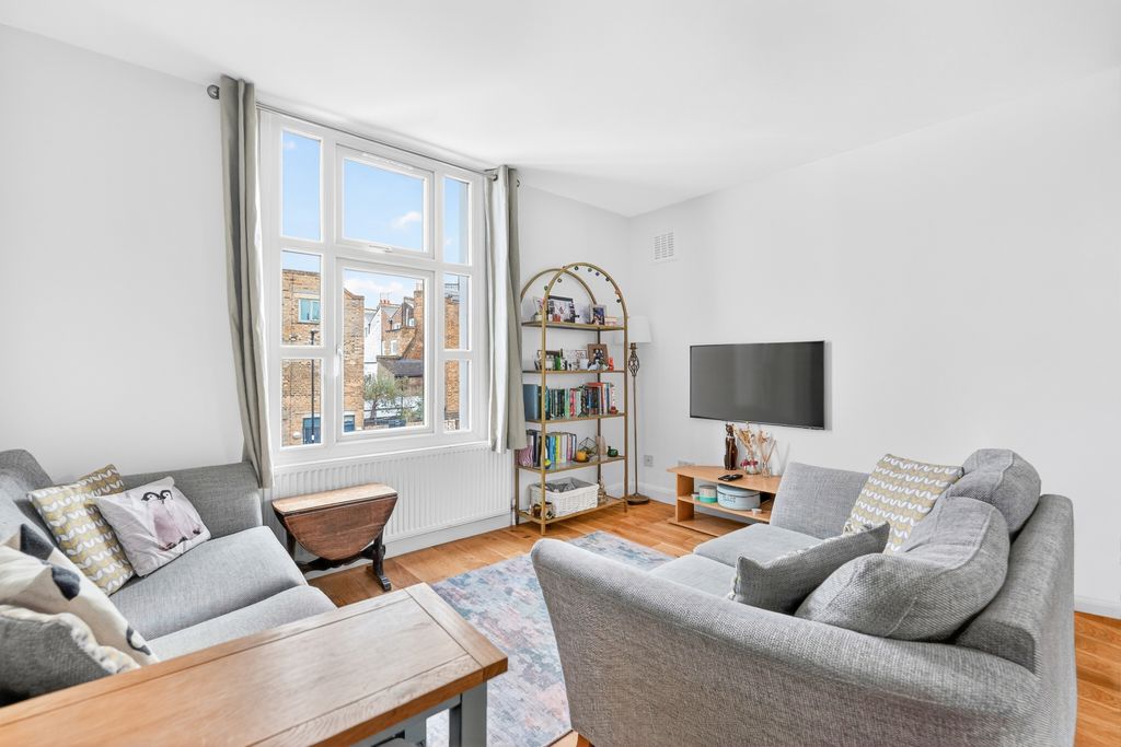 Property photo 2 of 16 Reception