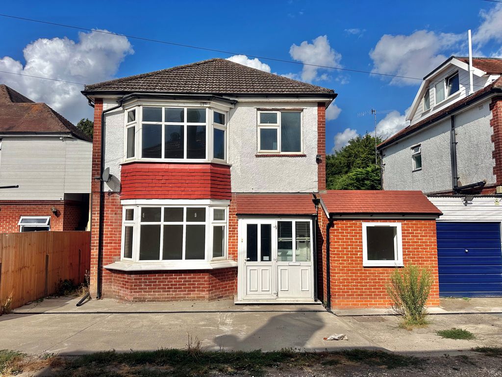 Property photo 1 of 19