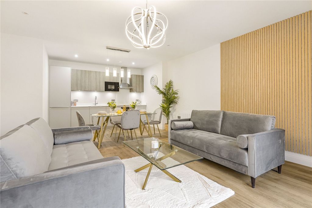 Property photo 2 of 13 Picture 2