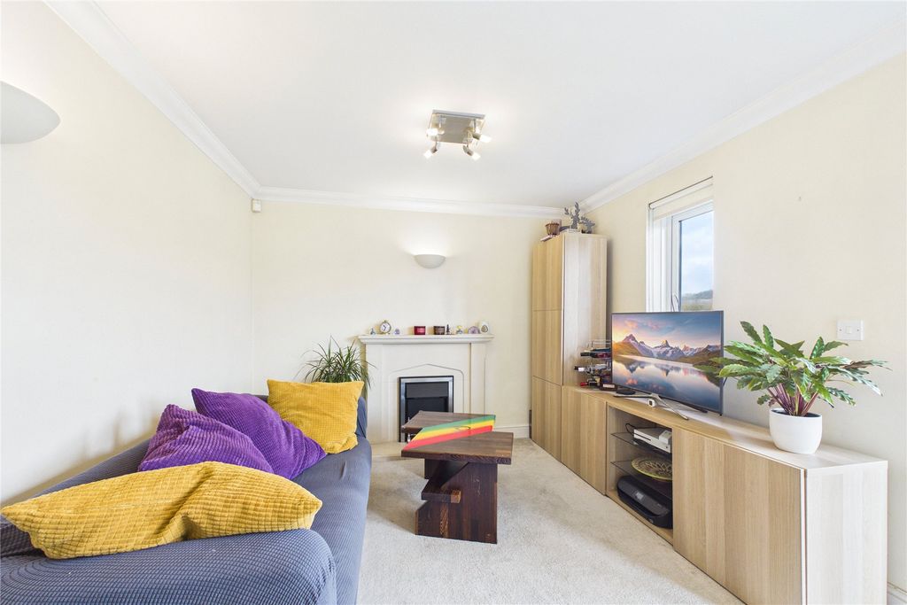 Property photo 2 of 8 Picture No. 03