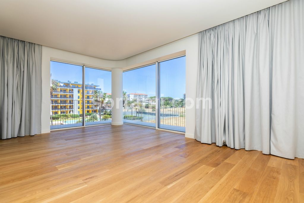 Property photo 2 of 30