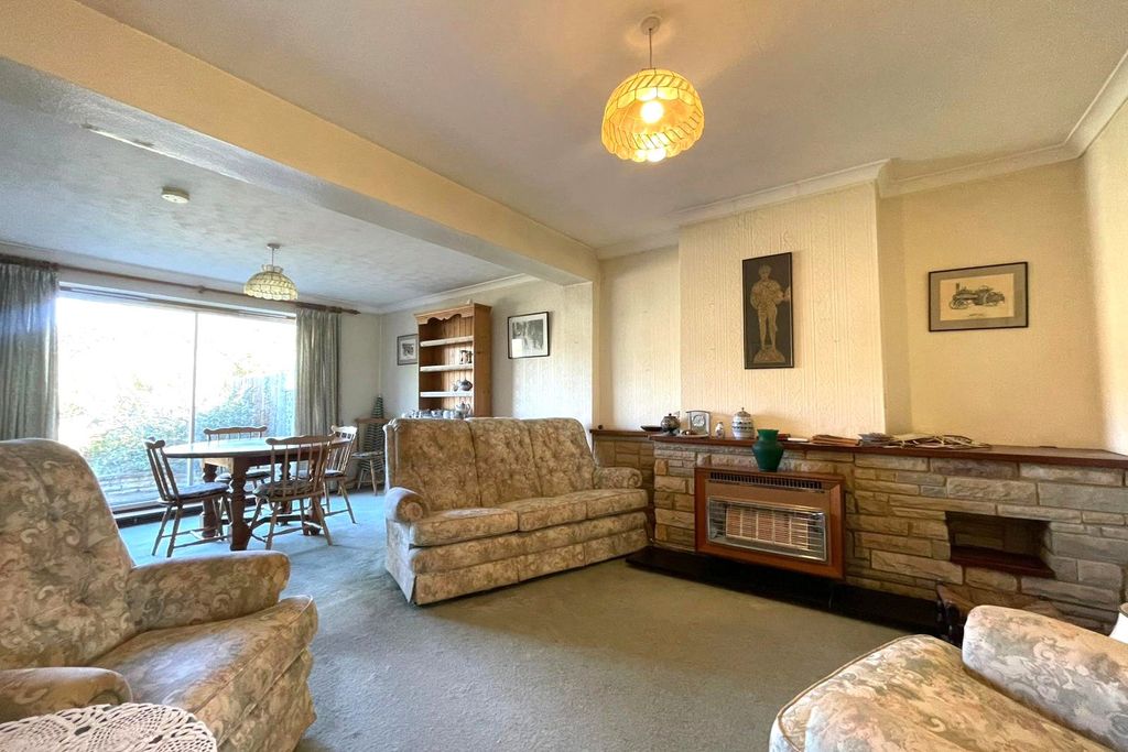 Property photo 3 of 12 Picture No. 14