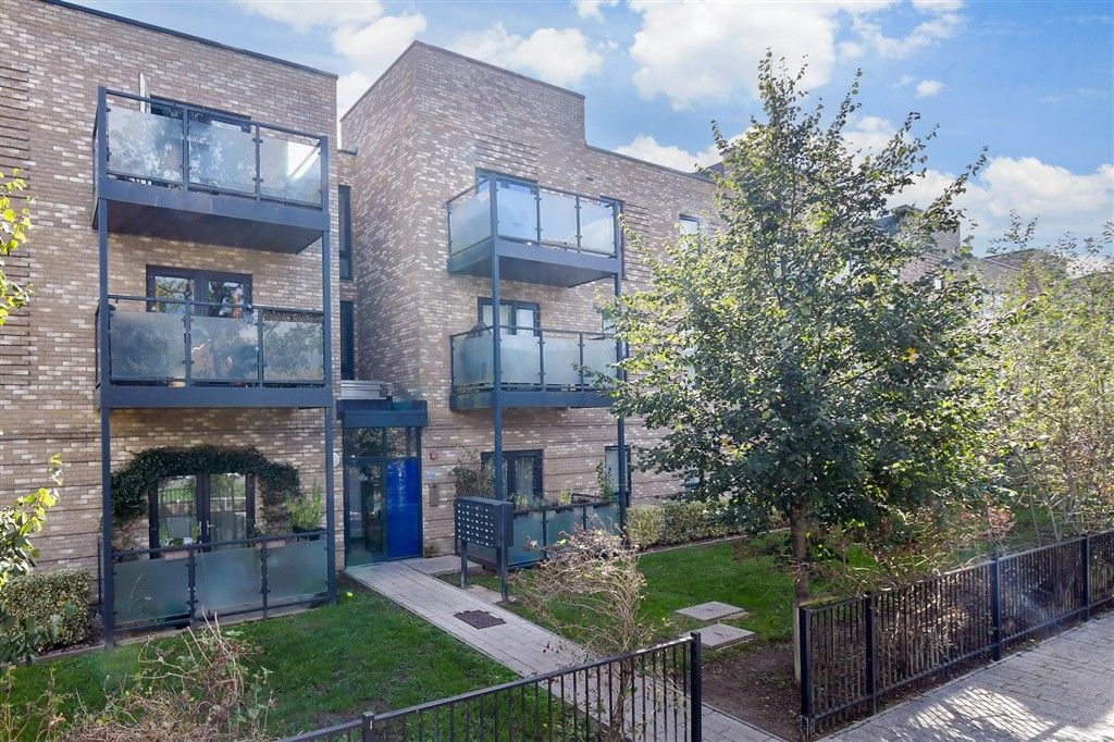 Property photo 2 of 2 External (Brochure) :