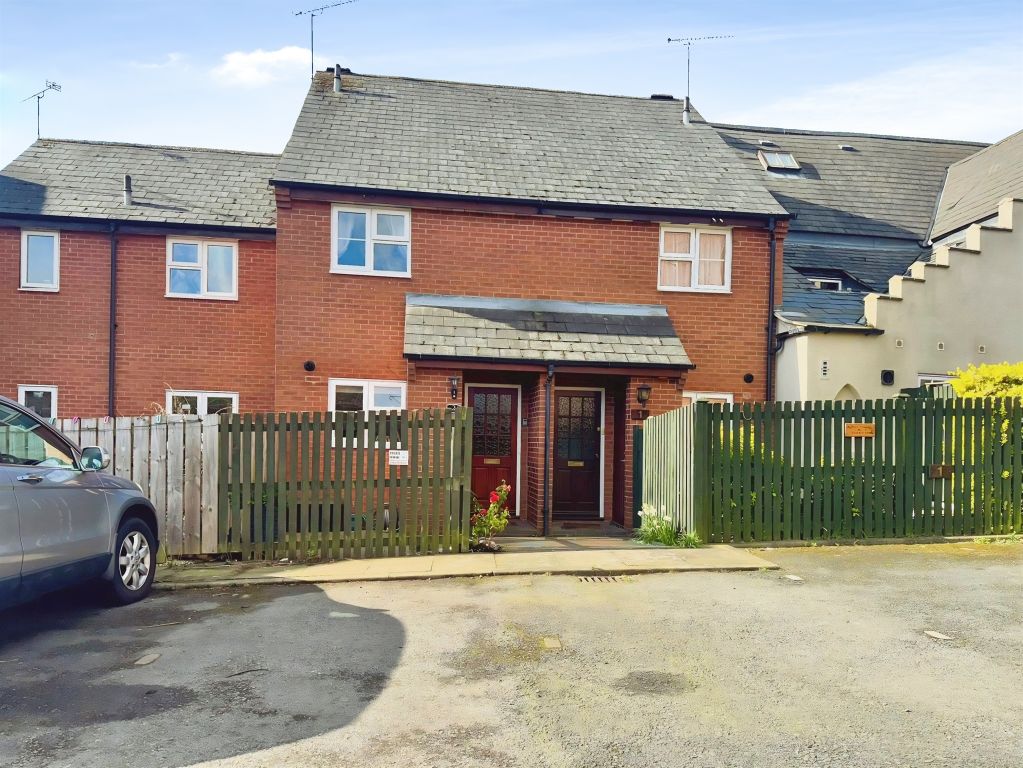 Property photo 2 of 12