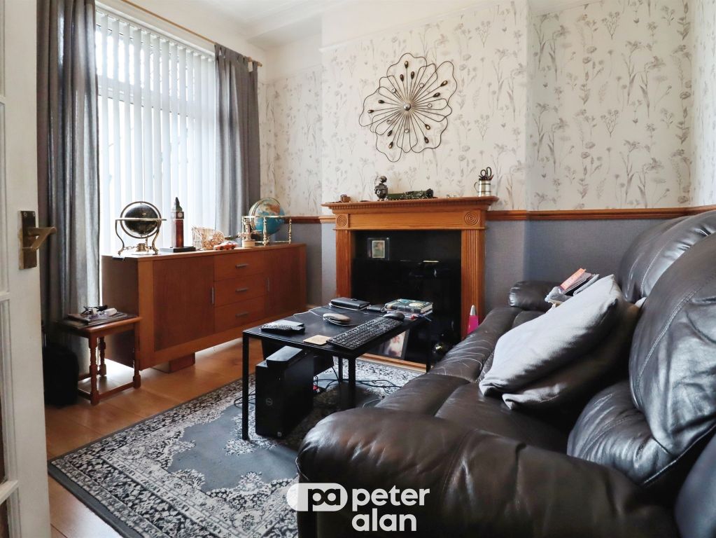 Property photo 3 of 14