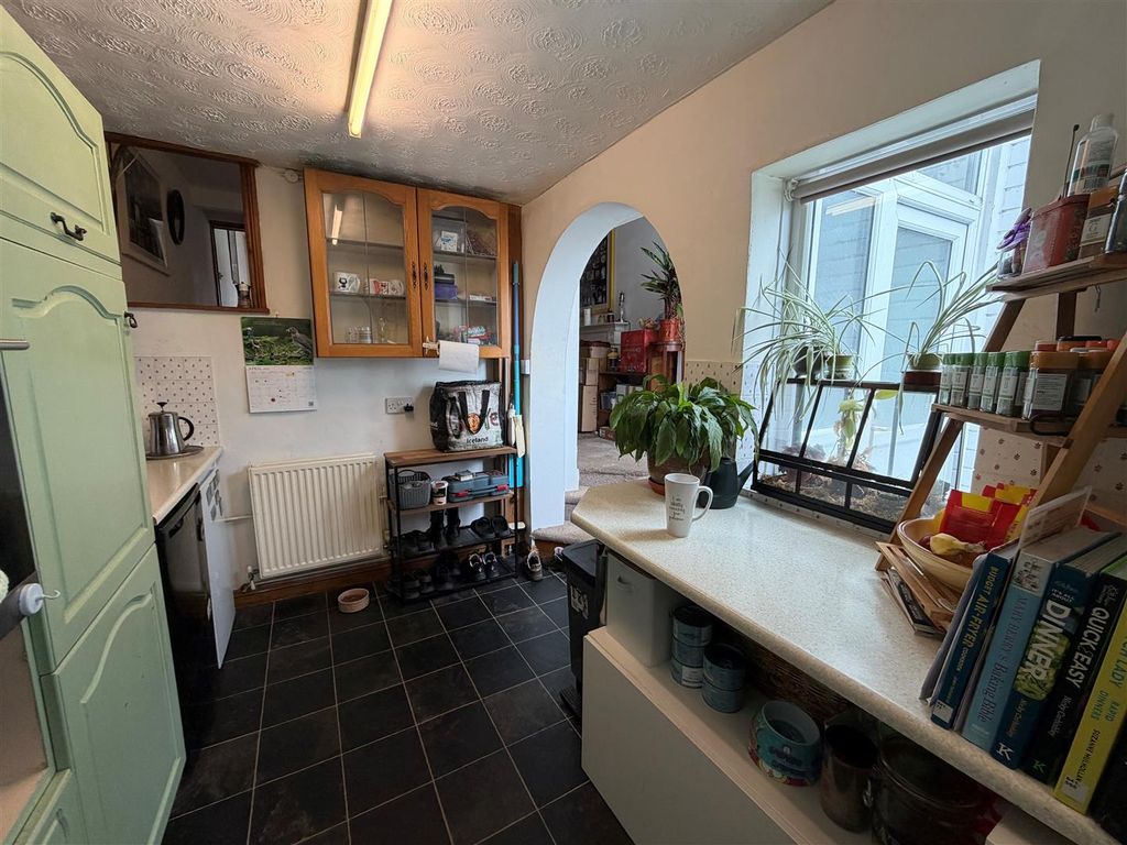 Property photo 3 of 9 3.Jpg
