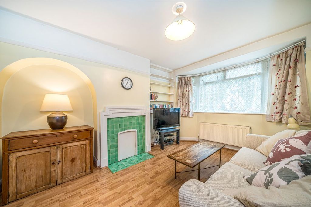 Property photo 2 of 7