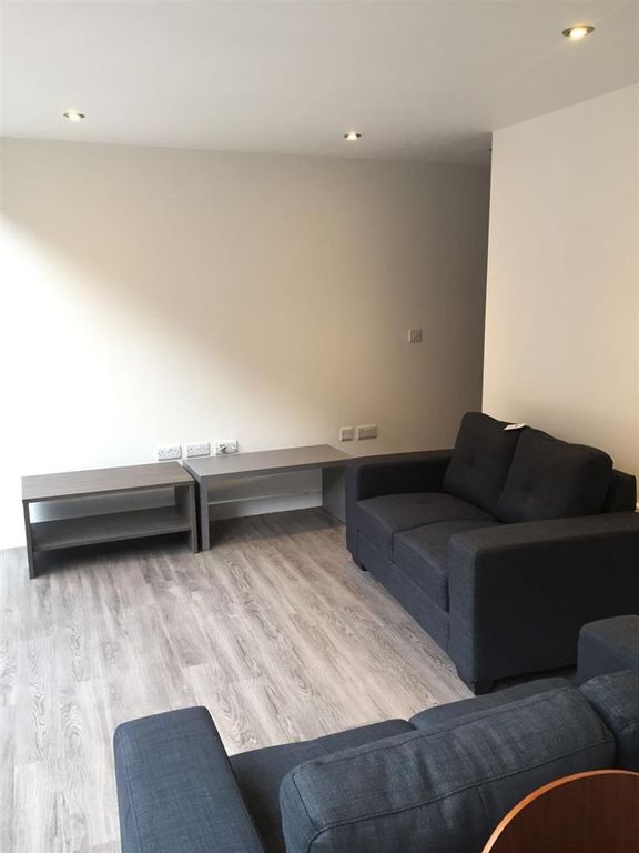 Property photo 3 of 6 B910Fe5d2F3Aa86cd3B8Be5Dd3F252d2.Jpg