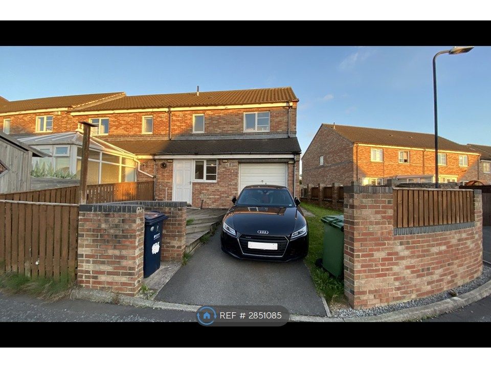 Property photo 3 of 14