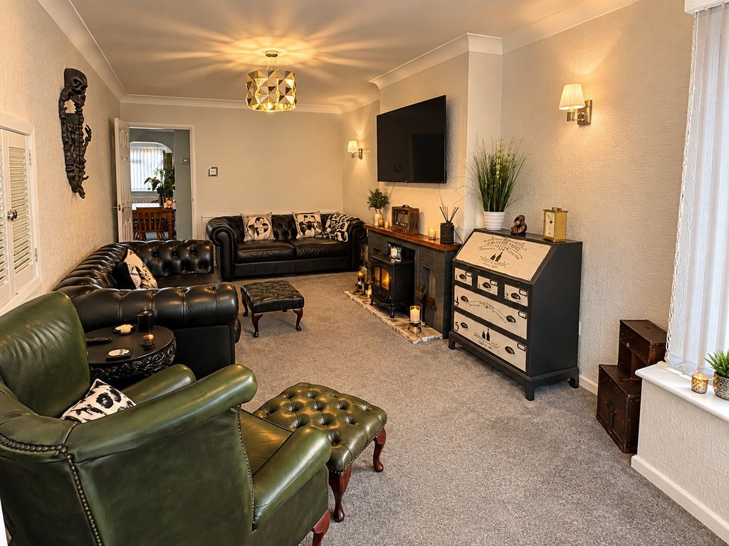 Property photo 3 of 26