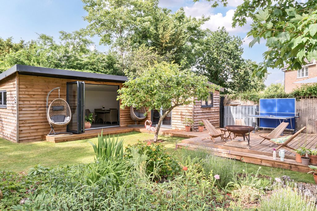 Property photo 3 of 31 1300661-16-6839E0...