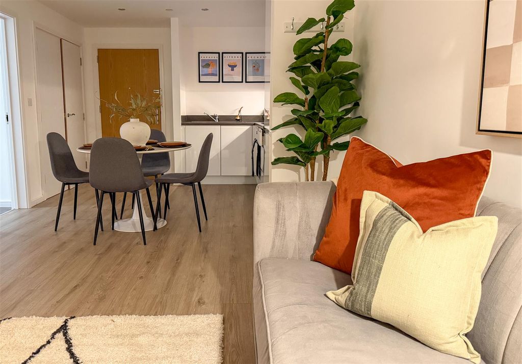 Property photo 3 of 14 Crabtree Styled Lounge Night.Jpg