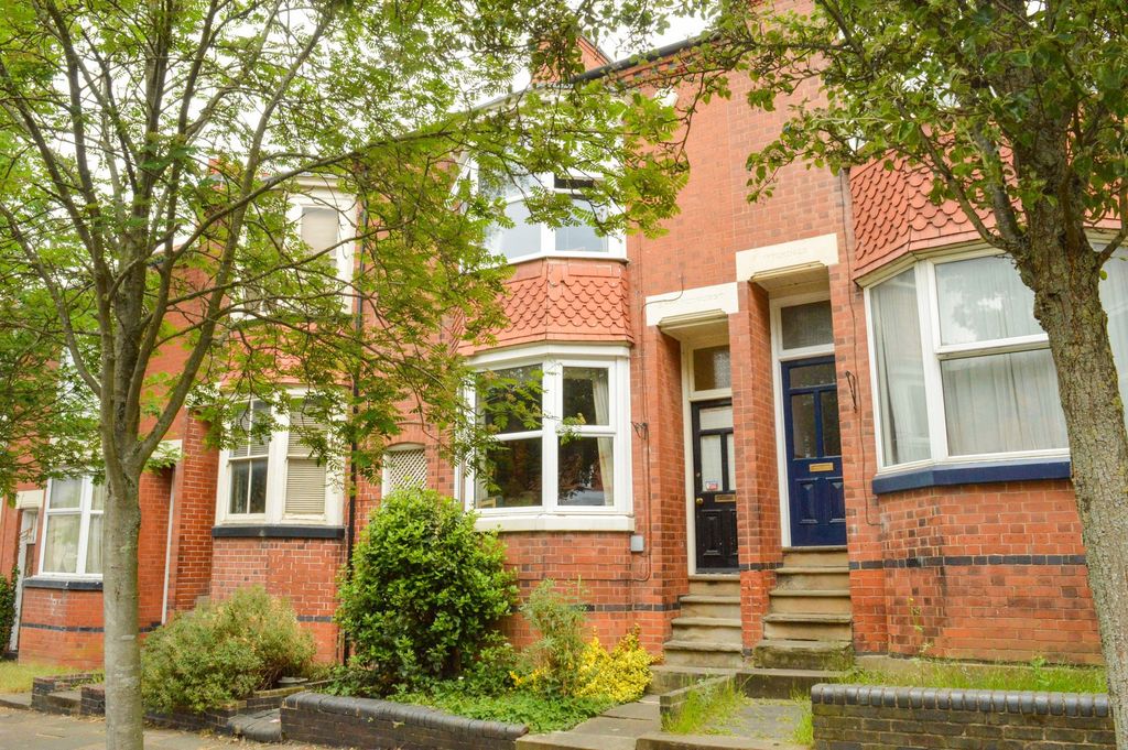 Property photo 1 of 25